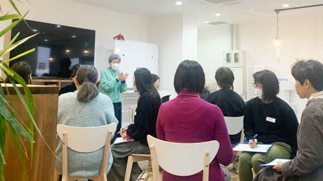 土曜日「大人の読みかた」レッスンの様子