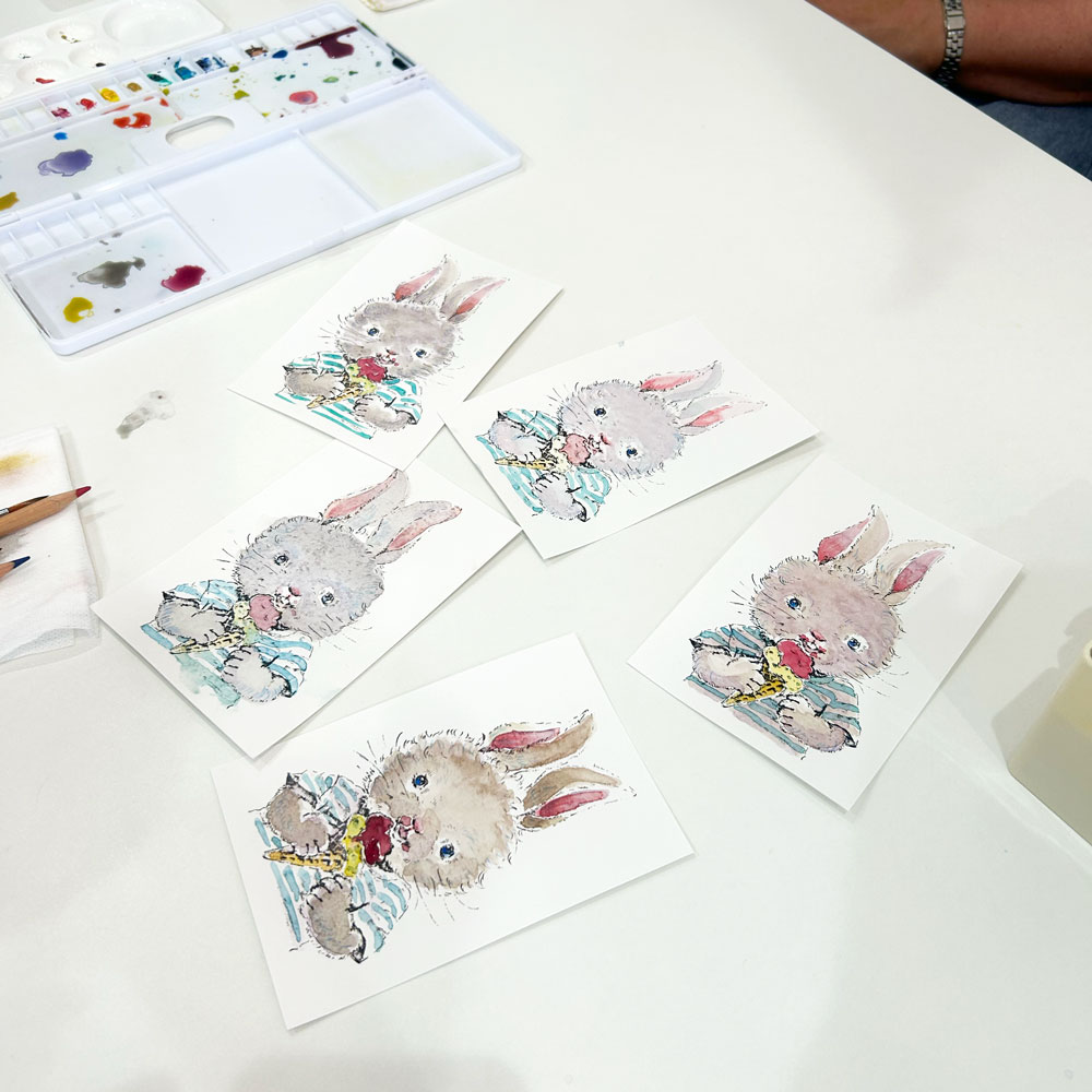 高橋知美さんの水彩イラストワークショップ_14日2回目_完成品を並べた写真