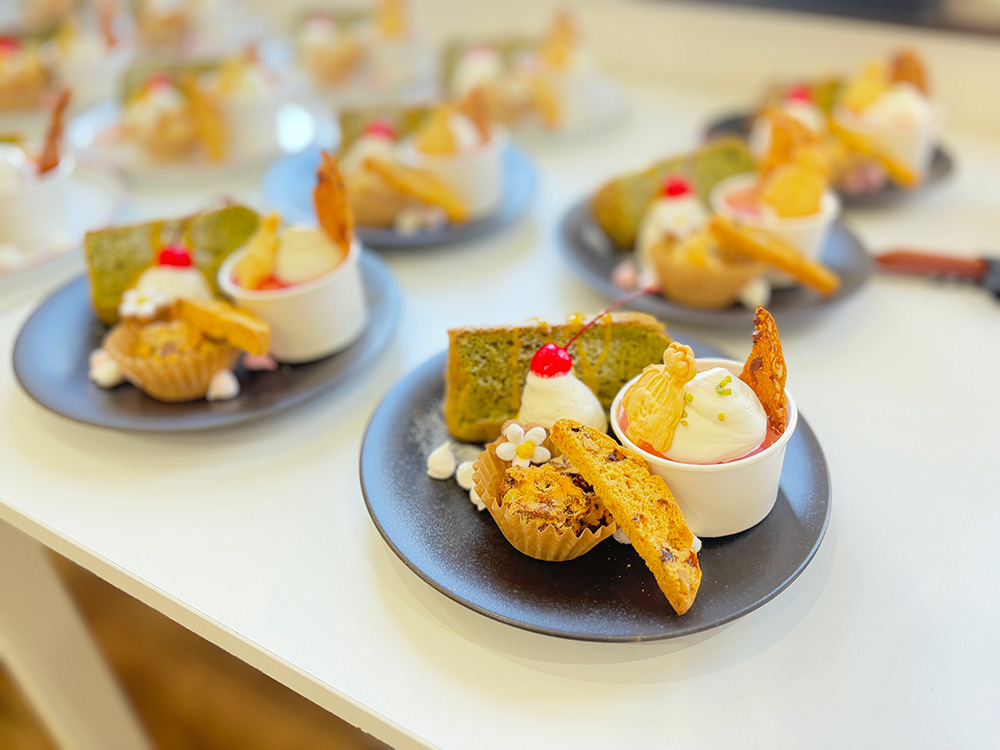 2025えほんの花芽展　おつかれさま会２