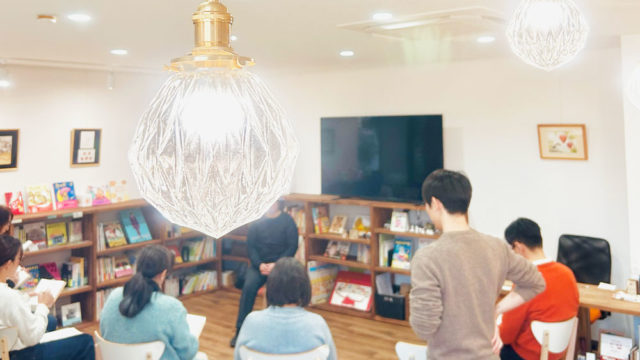 人物クロッキー大会開催【楽しい絵本づくりコース 土曜午後クラス】